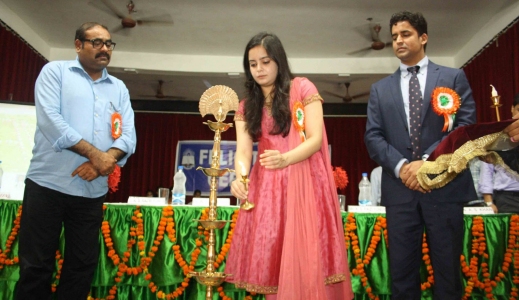 DIGNITARIES GALLERY
